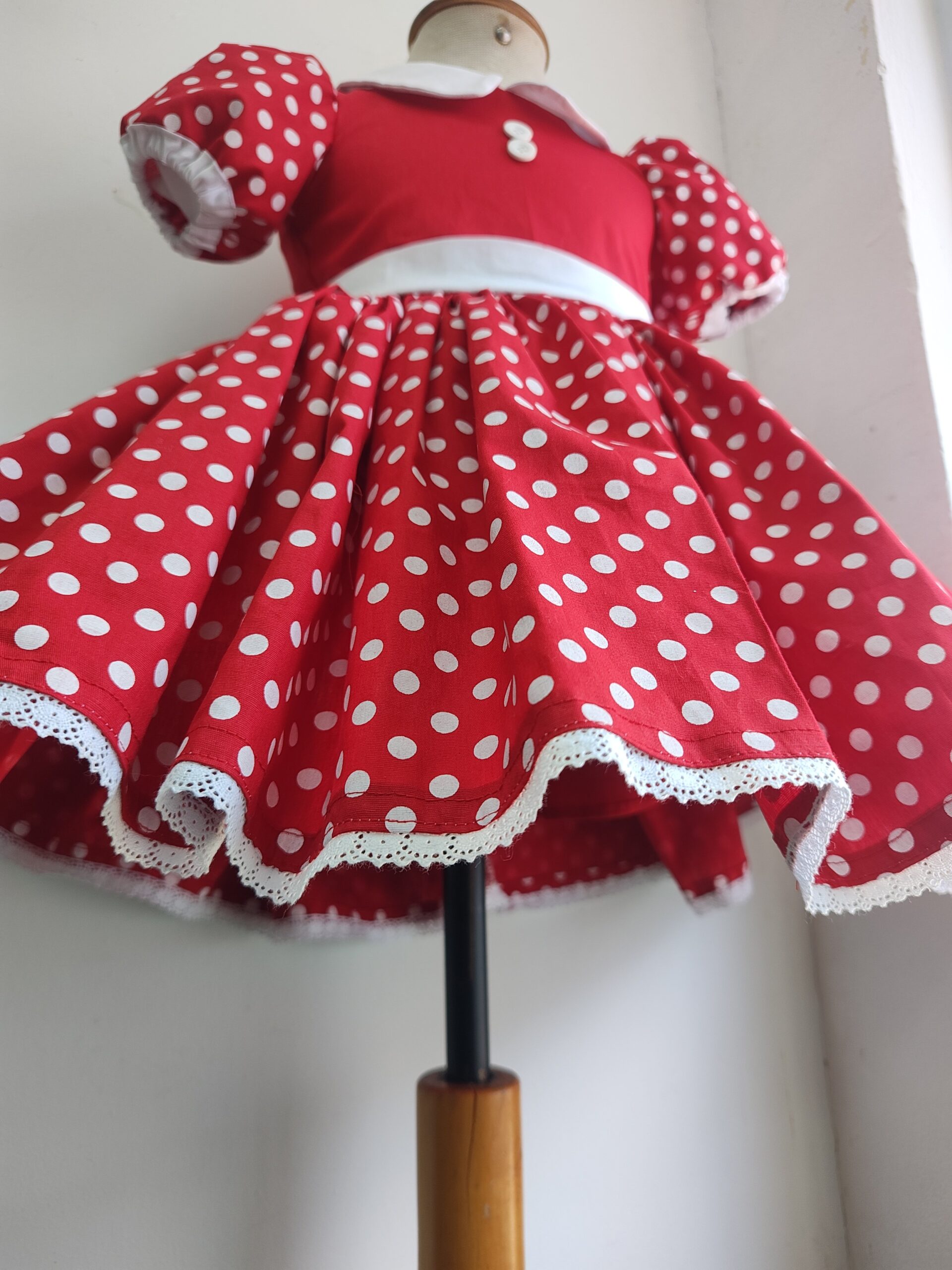 Vestido Inspiração Minnie - Imagem 6