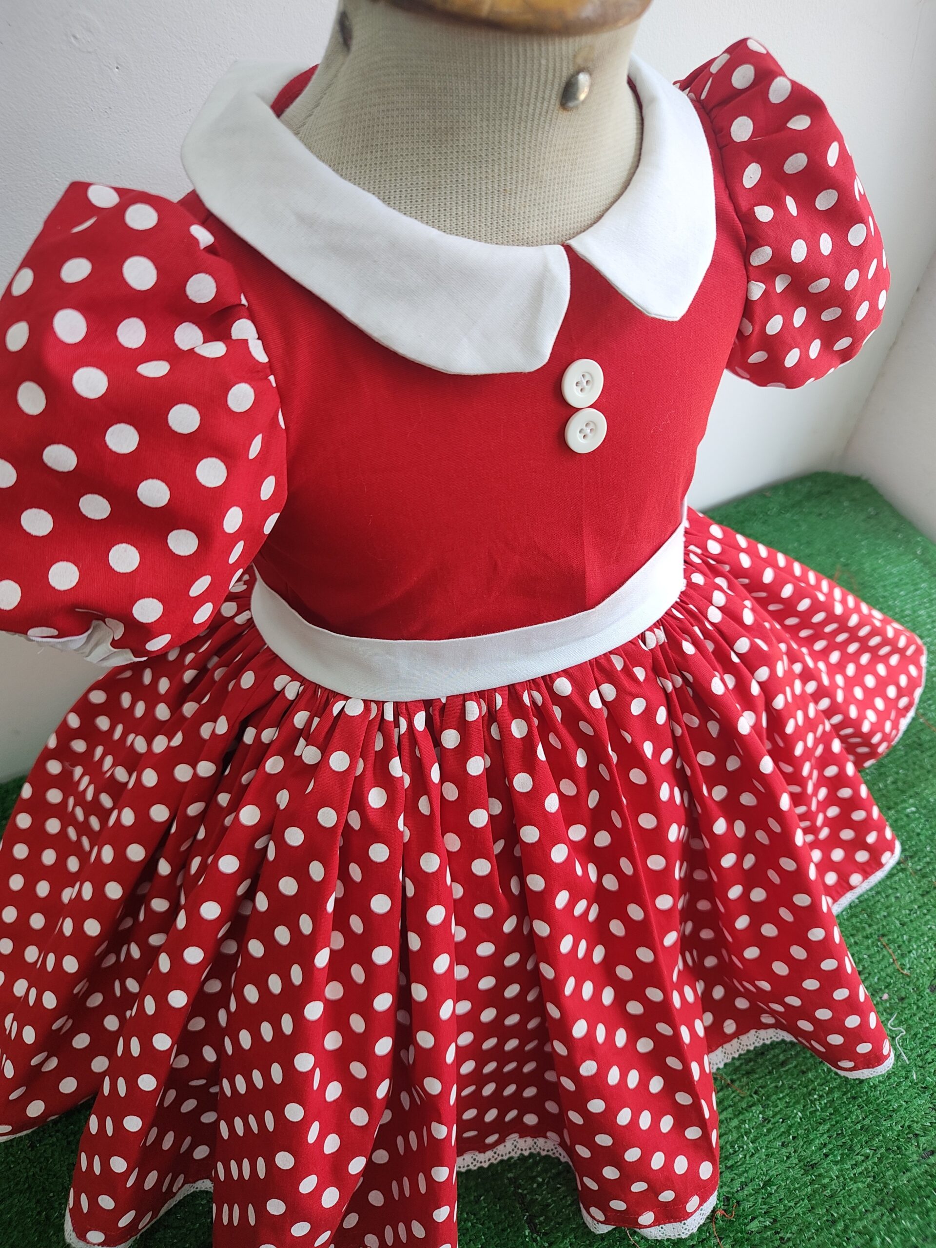Vestido Inspiração Minnie - Imagem 5